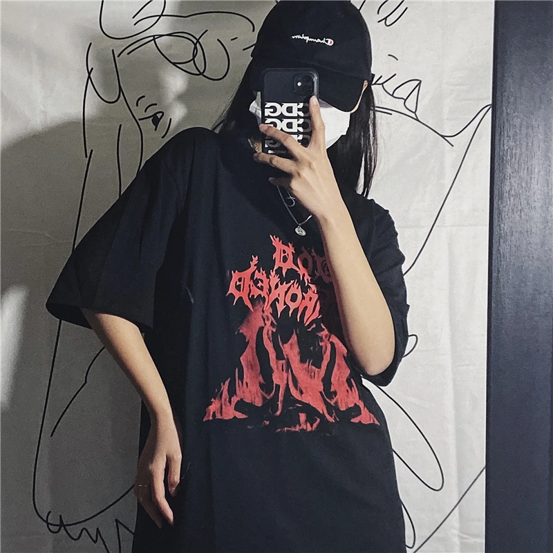 Goth Vintage Women T-Shirts Clothes Harajuku Black Punk Korean Style Tops Y2K Anime Graphic Print Dropshipping Tee Short Sleeve
Goth Vintage Women T-Shirts Clothes Harajuku Black Punk Korean Style Tops Y2K Anime Graphic Print Dropshipping Tee Short Sleeve