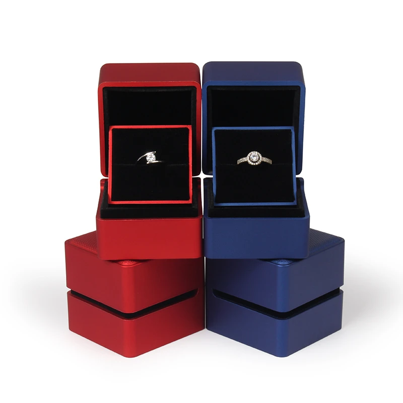 New Wedding Ring Jewelry Box With Led Blue And Red Colors For Female Jewellery Earring Holder Birthday Packaging Gift Cases
New Wedding Ring Jewelry Box With Led Blue And Red Colors For Female Jewellery Earring Holder Birthday Packaging Gift Cases