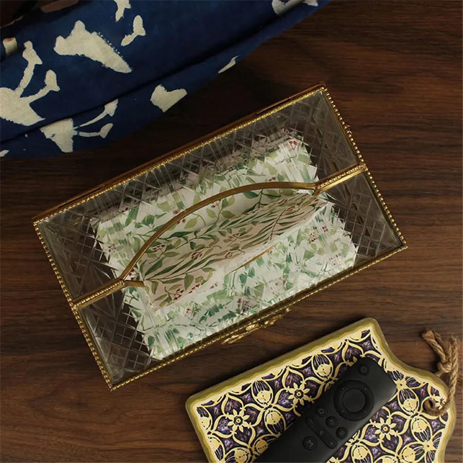Brass Glass Tissue Box American Style Luxury Tissue Storage Boxes Living Room Decoration Copper Carved Toilet Paper Organizer
Brass Glass Tissue Box American Style Luxury Tissue Storage Boxes Living Room Decoration Copper Carved Toilet Paper Organizer