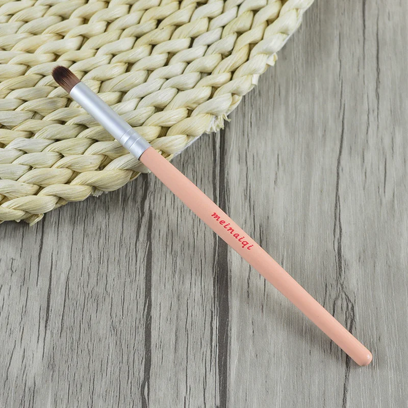 50pcs/lot EyeShadow Concealer Brush Make Up Brush Wood Handle Professional Makeup Brushes High End Product 031 Freeshipping
50pcs/lot EyeShadow Concealer Brush Make Up Brush Wood Handle Professional Makeup Brushes High End Product 031 Freeshipping