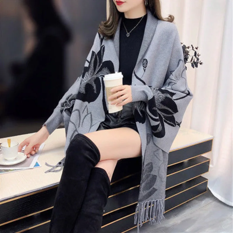 Women's Elegant Tassel Bat Sleeve Shawl Autumn Winter Clothes Knitted Cardigan Sweater Scarf Cape Outwear Loose Pull Femme Cloak
Women's Elegant Tassel Bat Sleeve Shawl Autumn Winter Clothes Knitted Cardigan Sweater Scarf Cape Outwear Loose Pull Femme Cloak
