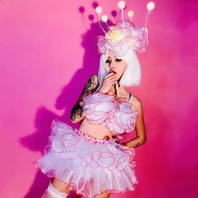 LED Headdress White Bikini Fluffy Skirt Set Festival Rave Party Bar Club Stage Outfit DJ Singer Dancer Team Nightclub Costume
LED Headdress White Bikini Fluffy Skirt Set Festival Rave Party Bar Club Stage Outfit DJ Singer Dancer Team Nightclub Costume