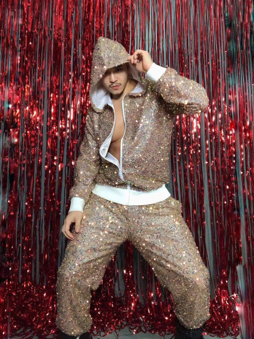 Long Sleeves Hooded Jacket Men Dancer Singer costume stage Show Outfit Bar Nightclub Prom Party Clothes
Long Sleeves Hooded Jacket Men Dancer Singer costume stage Show Outfit Bar Nightclub Prom Party Clothes