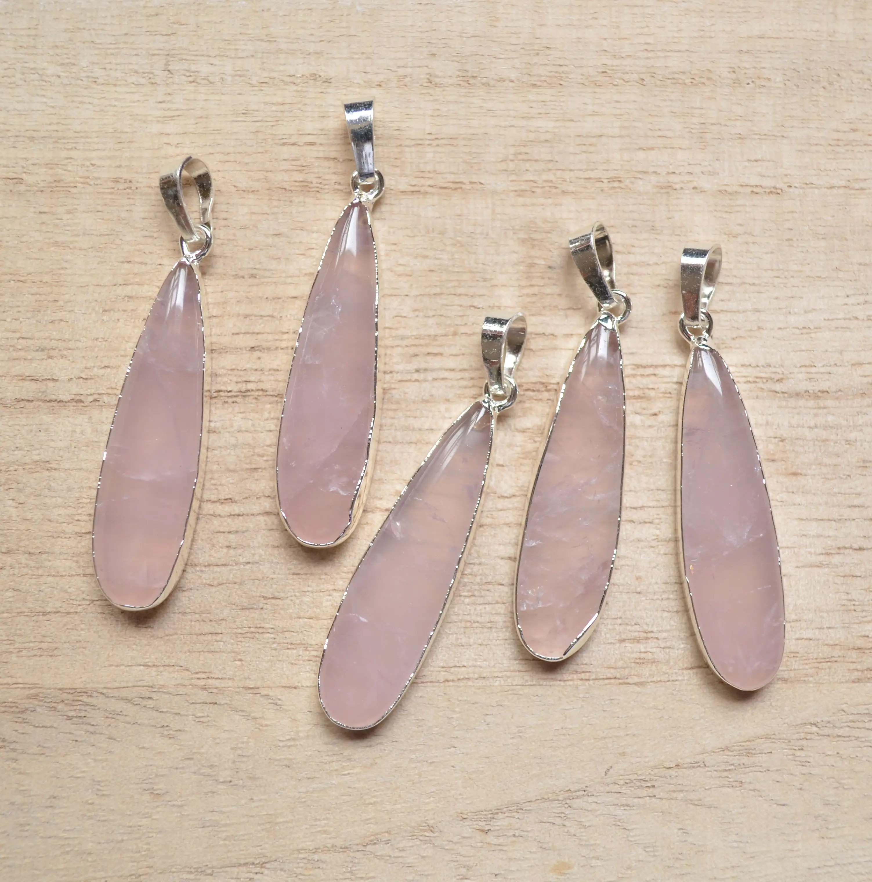 Rose crystal Water drop shape pendants, pink quartz agates pendants ,pink crystal charm for earring necklace
Rose crystal Water drop shape pendants, pink quartz agates pendants ,pink crystal charm for earring necklace