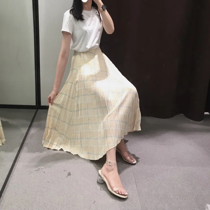 Wear Holiday Womens High Waist Plaid Big Hem Pleated Skirts Mid-Calf Length Fashion Summer New Brand Streetwear Female Skirts
Wear Holiday Womens High Waist Plaid Big Hem Pleated Skirts Mid-Calf Length Fashion Summer New Brand Streetwear Female Skirts