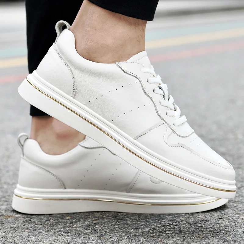 2021 hot New shoe Fashion Men Lightweight Lace-up White Sneakers Men Genuine Leather Comfortable Flat Breathable shoes Rubber
2021 hot New shoe Fashion Men Lightweight Lace-up White Sneakers Men Genuine Leather Comfortable Flat Breathable shoes Rubber