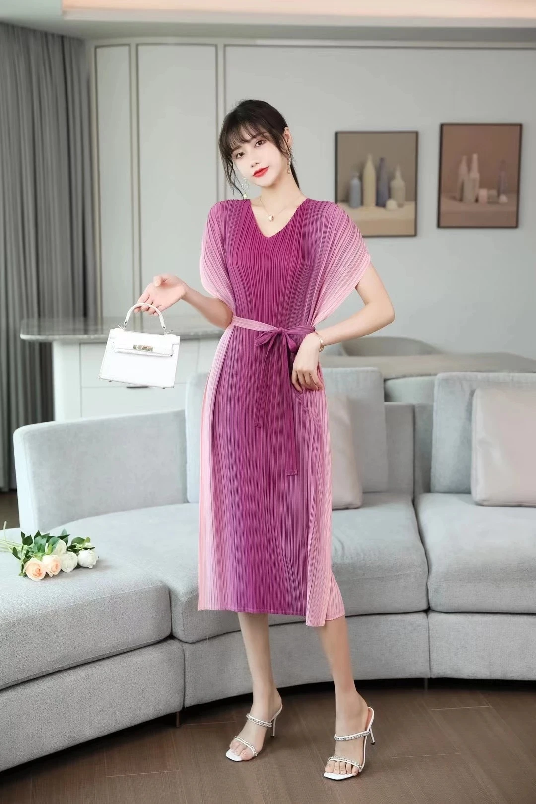 Women's Short-Sleeved V-Neck Pleated Dress, Female Short Dress, Gradient Gold, Casual, Elegant Lace, Mid-Length, Loose, Foreign
Women's Short-Sleeved V-Neck Pleated Dress, Female Short Dress, Gradient Gold, Casual, Elegant Lace, Mid-Length, Loose, Foreign