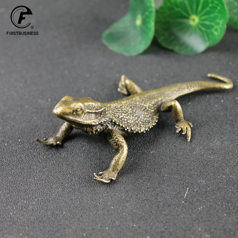 Classical Small Tea Pet Lizard Figurines Miniatures Pure Copper Decoration Accessories Desktop Toy Ornaments Vintage Simulation
Classical Small Tea Pet Lizard Figurines Miniatures Pure Copper Decoration Accessories Desktop Toy Ornaments Vintage Simulation