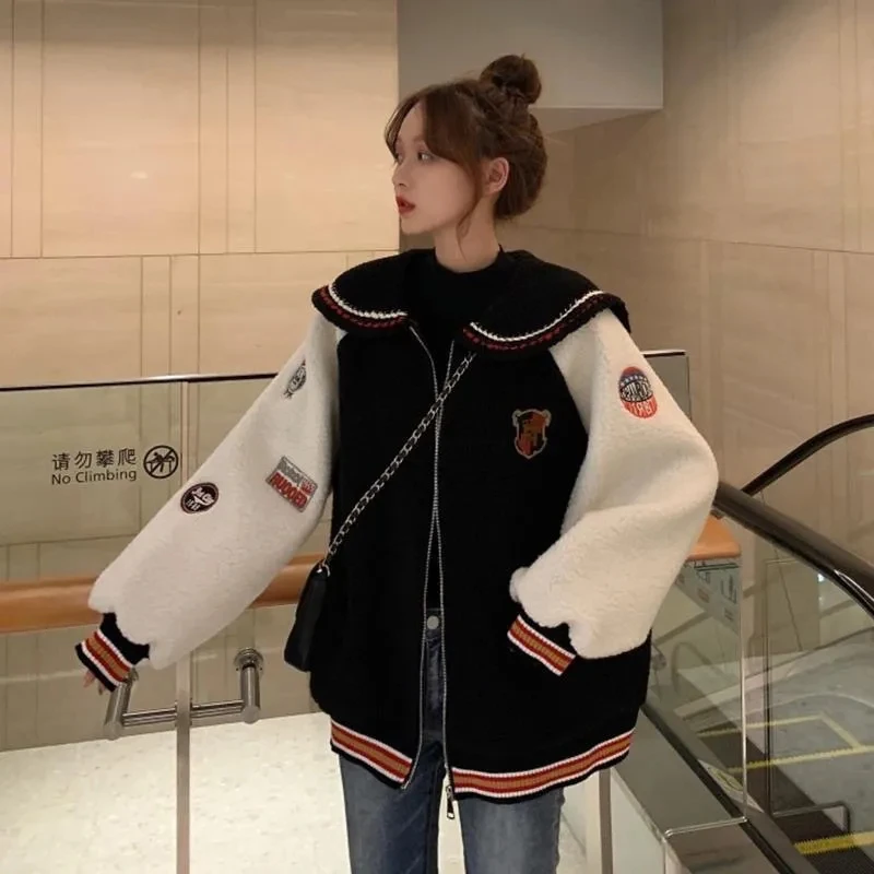 Lambswool Jacket Female Letter Embroidery Kpop Plus Size Loos e Knitted Baseball Uniform Autumn Winter Thick Patch Cardigan 2021
Lambswool Jacket Female Letter Embroidery Kpop Plus Size Loos e Knitted Baseball Uniform Autumn Winter Thick Patch Cardigan 2021