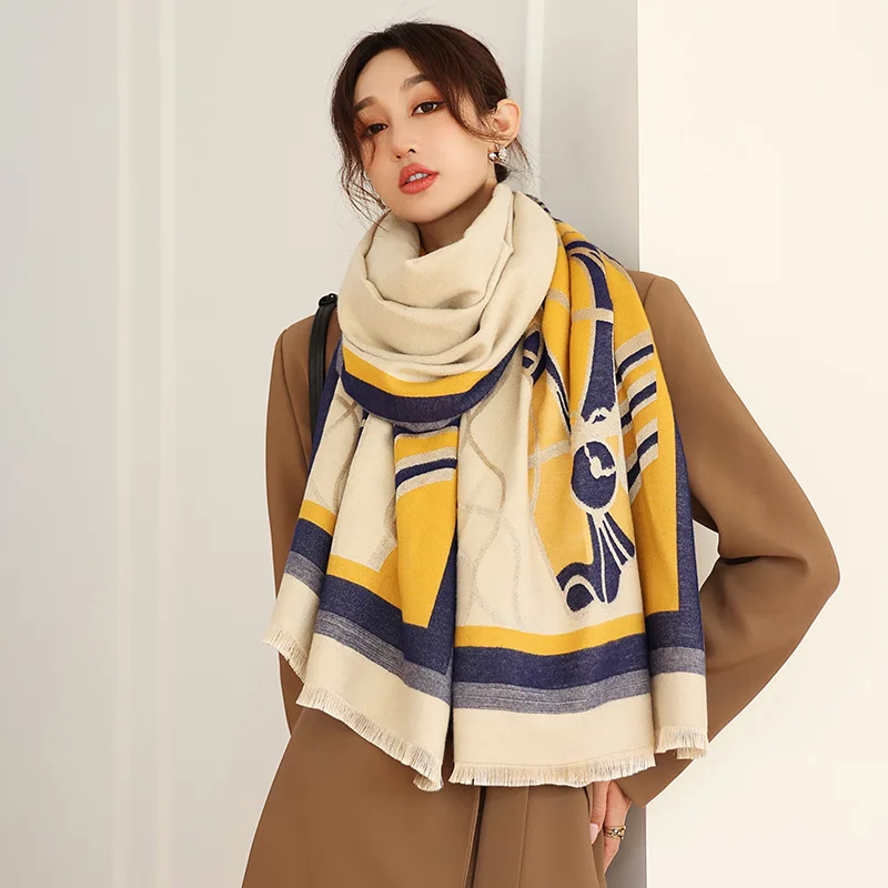 2021 Luxury Brand Pashmina Cashmere Scarf Women Winter Shawls Warm Blanket Lady Design Print Plaid Thick Bufanda Scarves Stoles
2021 Luxury Brand Pashmina Cashmere Scarf Women Winter Shawls Warm Blanket Lady Design Print Plaid Thick Bufanda Scarves Stoles