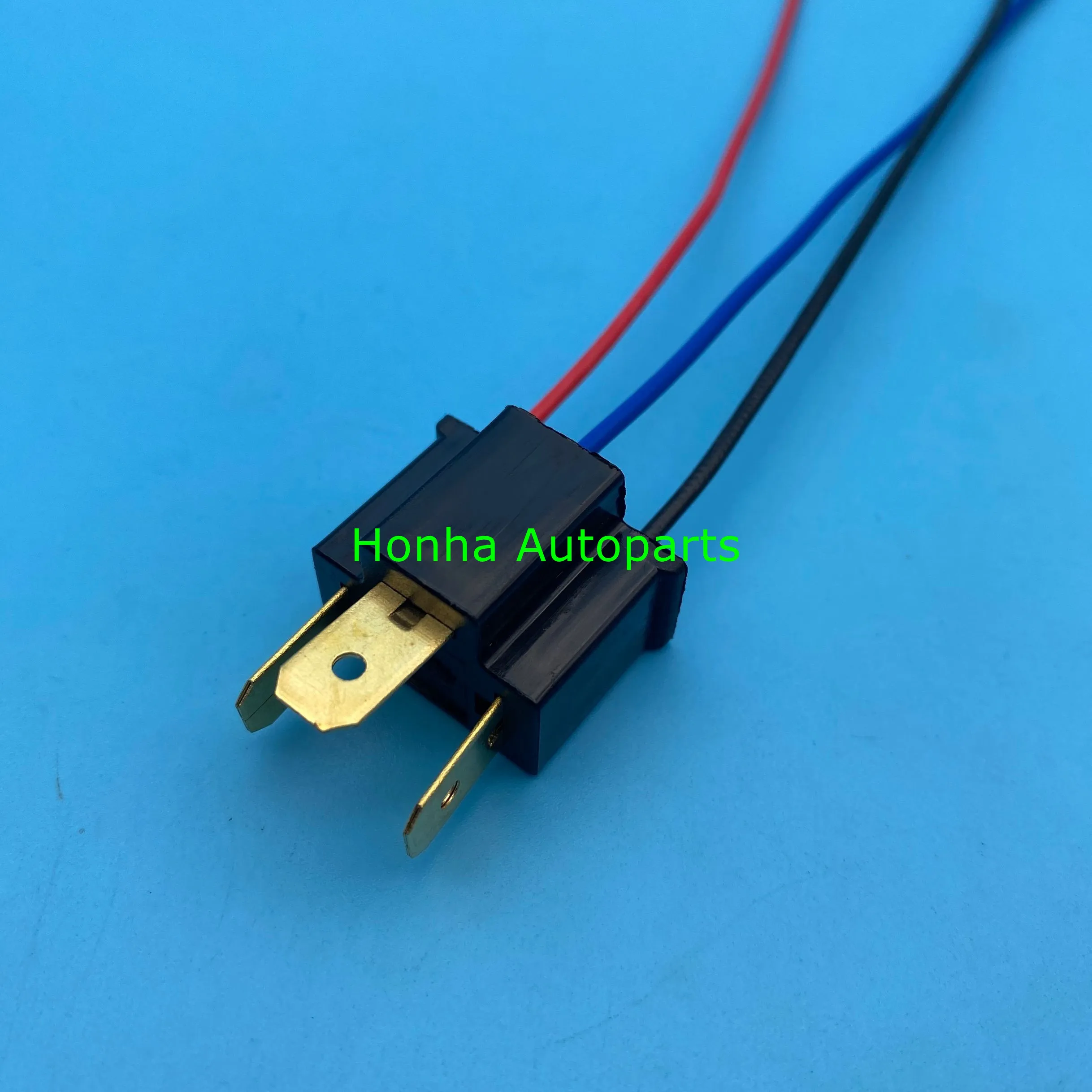Free shipping 5/10/20/50/100 pcs 9003 H4 Bulb Socket Male Adapter Connector for Headlight Fog Lamp with 15cm 18AWG wire
Free shipping 5/10/20/50/100 pcs 9003 H4 Bulb Socket Male Adapter Connector for Headlight Fog Lamp with 15cm 18AWG wire