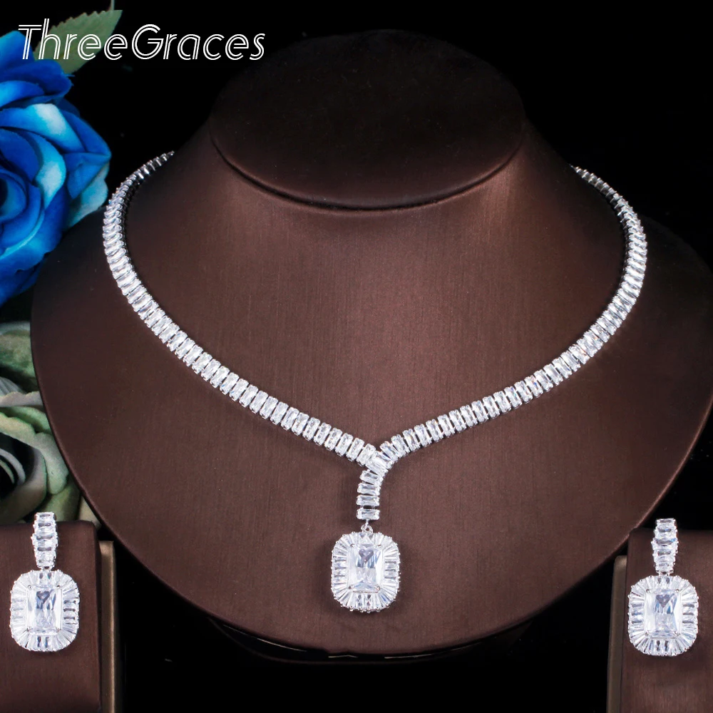 ThreeGraces Shiny White Cubic Zirconia Silver Color Big Square Dangle Earrings and Necklace Wedding Jewelry Set for Ladies TZ584
ThreeGraces Shiny White Cubic Zirconia Silver Color Big Square Dangle Earrings and Necklace Wedding Jewelry Set for Ladies TZ584