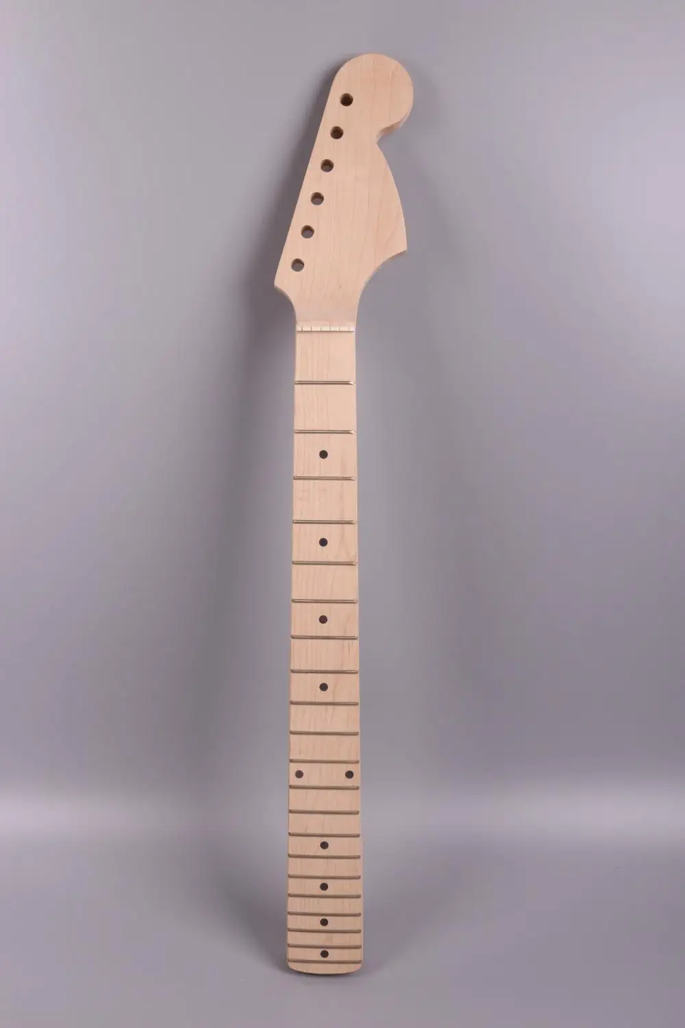right Handed Electric Guitar Neck for Guitar Parts Replacement Maple 21 Fret big head
right Handed Electric Guitar Neck for Guitar Parts Replacement Maple 21 Fret big head