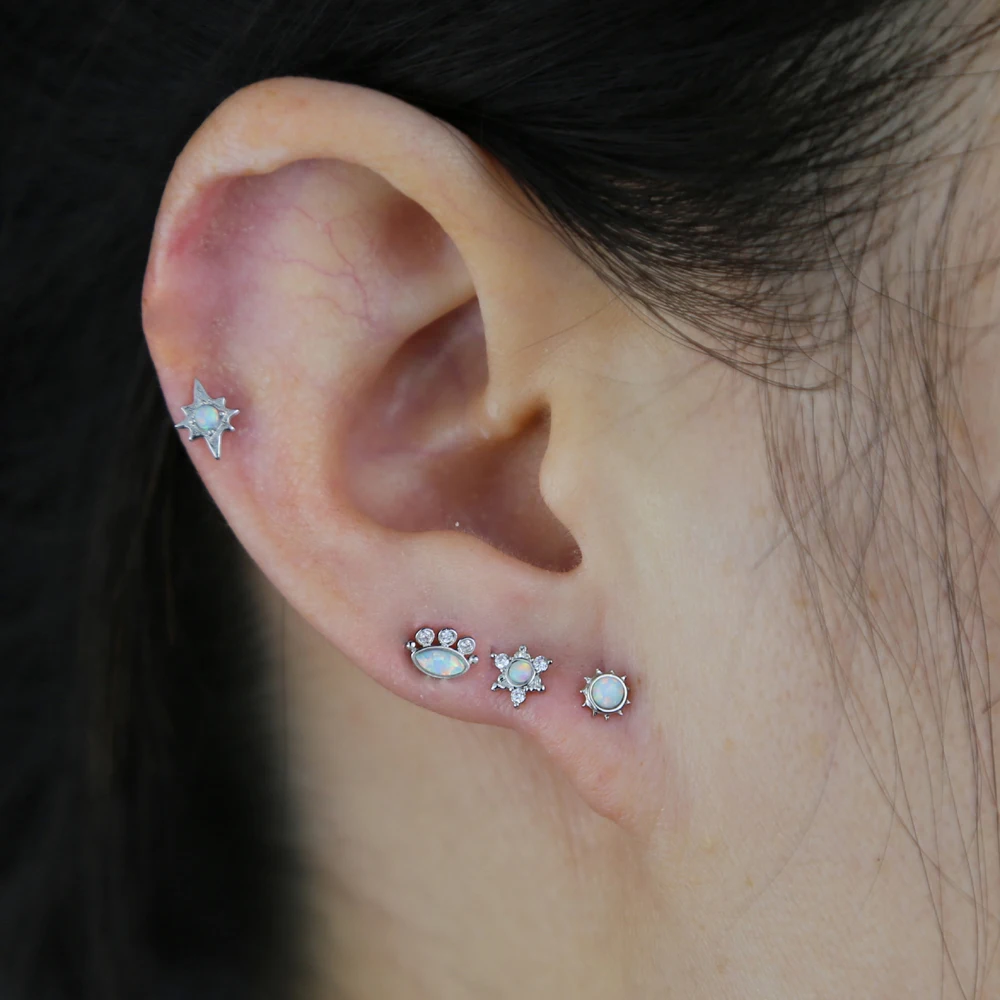 100% 925 Sterling Silver Bezel Setting Stud Ear Jewelry Minimal Delicate White Fire Opal CZ Sun Shaped Earrings For Women
100% 925 Sterling Silver Bezel Setting Stud Ear Jewelry Minimal Delicate White Fire Opal CZ Sun Shaped Earrings For Women