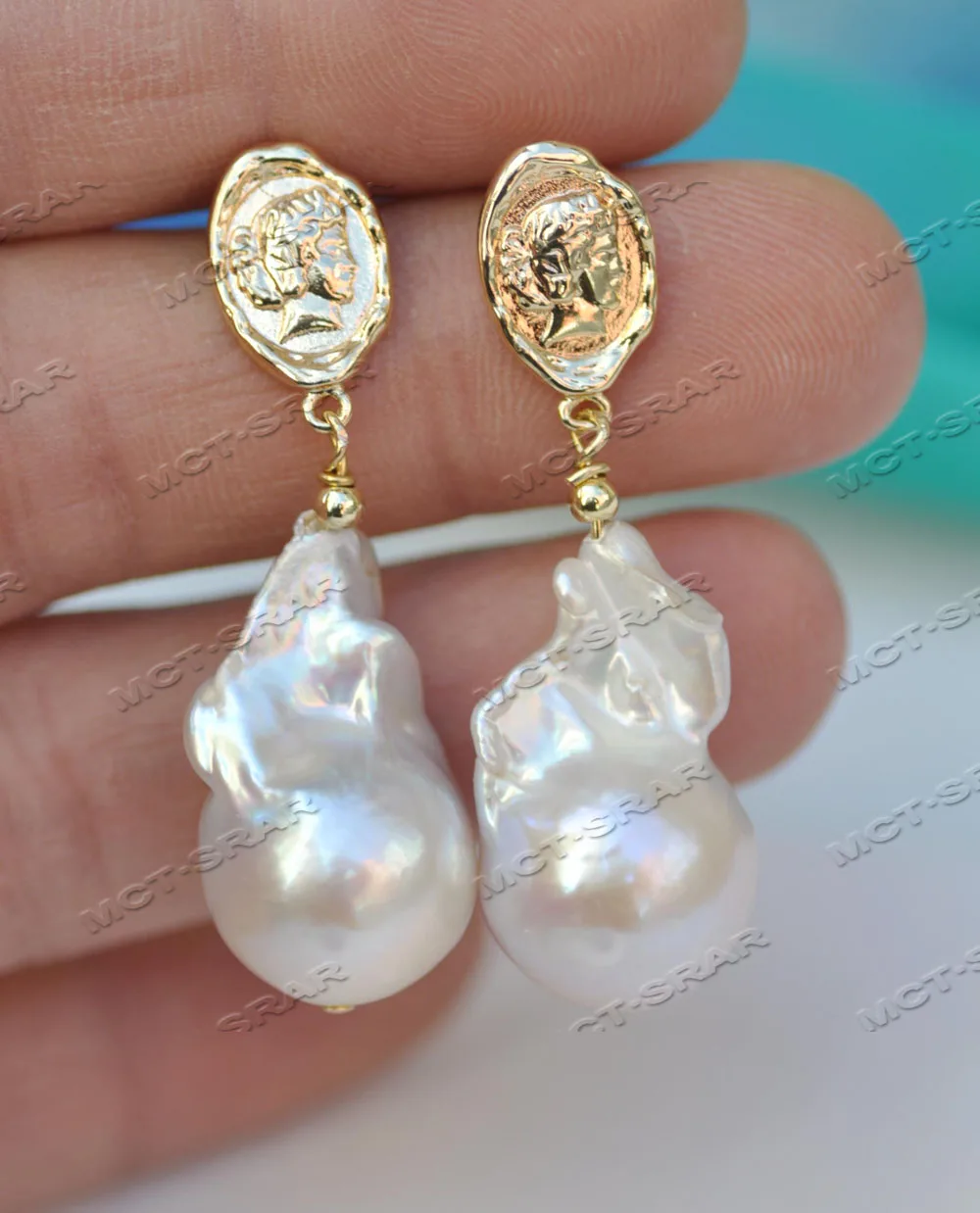 MTC·STAR Z11628 28mm White Braoque KESHI Reborn Pearl Beautiful-women Plate-Gold Dangle Earring
MTC·STAR Z11628 28mm White Braoque KESHI Reborn Pearl Beautiful-women Plate-Gold Dangle Earring