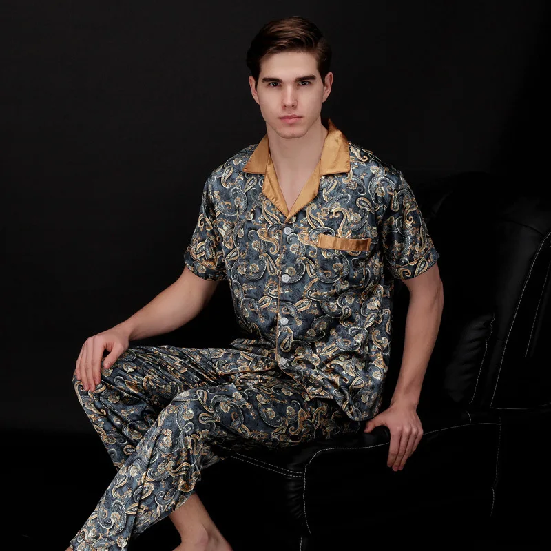 Summer Men'S Ice Silk Pajamas Short-Sleeved Trousers Large Size Home Service Spring And Autumn Thin Casual Two-Piece Suit
Summer Men'S Ice Silk Pajamas Short-Sleeved Trousers Large Size Home Service Spring And Autumn Thin Casual Two-Piece Suit