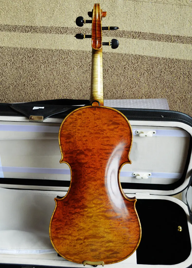 Rotary cut European spruce professional handcraft performance-level single-board violin 1/2 Natural Rich flame handmade violin
Rotary cut European spruce professional handcraft performance-level single-board violin 1/2 Natural Rich flame handmade violin