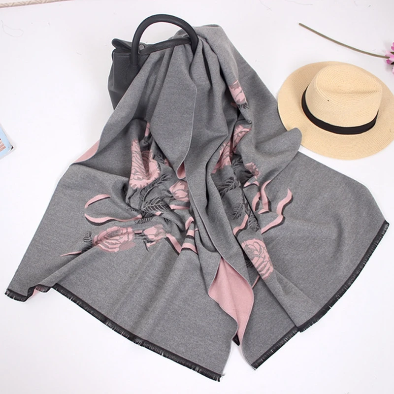 New Thickening Pashmina Cashmere Scarf female Lace Embroider flower scarf Brand Designer Autumn Warm Cape Muffler
New Thickening Pashmina Cashmere Scarf female Lace Embroider flower scarf Brand Designer Autumn Warm Cape Muffler