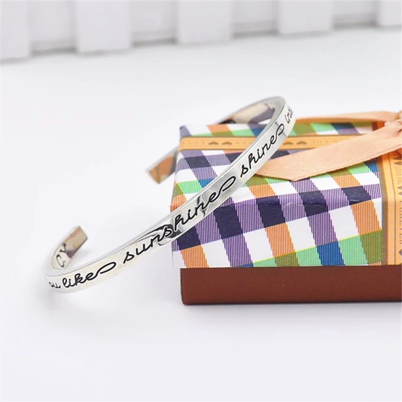 Custom 2020 Cuff Bangle Engraved Your Handwriting 3D Band Bracelet Personalized Solid Silver Jewelry For Women Christmas GIfts
Custom 2020 Cuff Bangle Engraved Your Handwriting 3D Band Bracelet Personalized Solid Silver Jewelry For Women Christmas GIfts