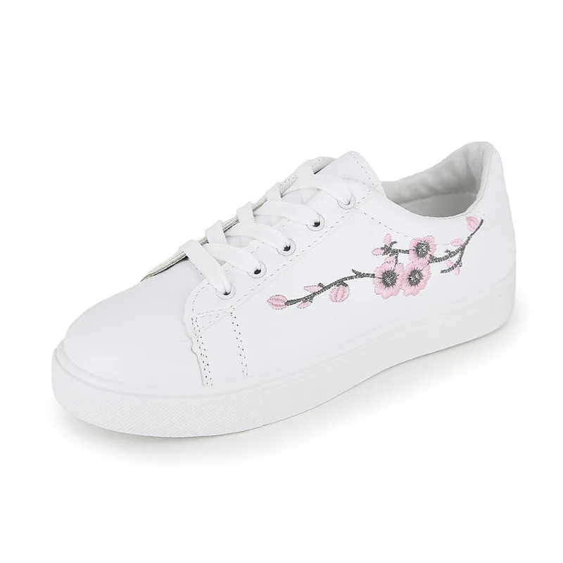 Summer Women Sneakers Fashion Breathble Vulcanized Shoes Pu leather Platform Lace up Casual White embroidered 553
Summer Women Sneakers Fashion Breathble Vulcanized Shoes Pu leather Platform Lace up Casual White embroidered 553