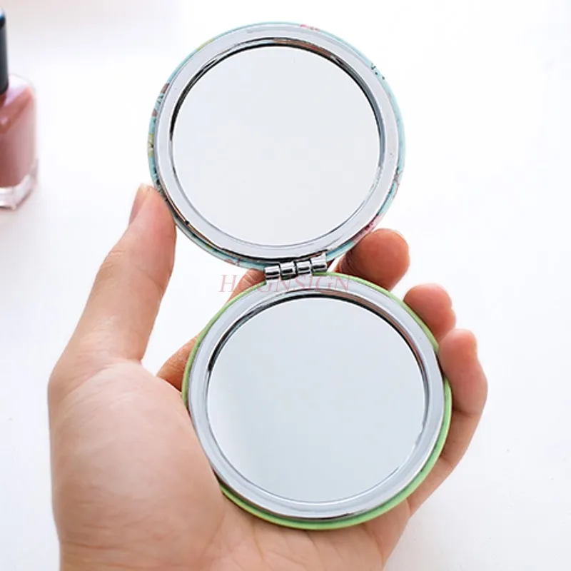 Small Mirror Fashion Leather Mirror Ladies Carry-on Makeup Mirror Mini Portable Folding Small Mirror Double Mirror Sale
Small Mirror Fashion Leather Mirror Ladies Carry-on Makeup Mirror Mini Portable Folding Small Mirror Double Mirror Sale