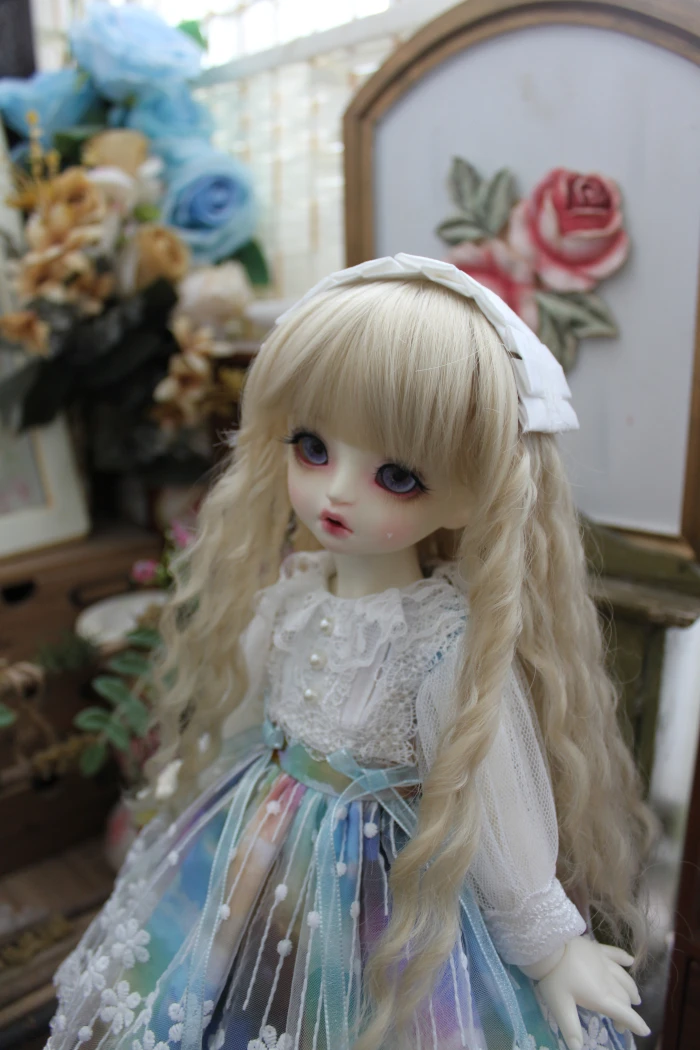 BJD Doll clothes suitable for 1-3 1-4 1-6 size fashion dress rainbow skirt with headgear doll accessories
BJD Doll clothes suitable for 1-3 1-4 1-6 size fashion dress rainbow skirt with headgear doll accessories