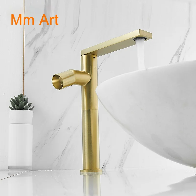 Nordic copper light luxury cold and hot table basin high rotating wash basin single hole faucet cold and warm gold
Nordic copper light luxury cold and hot table basin high rotating wash basin single hole faucet cold and warm gold