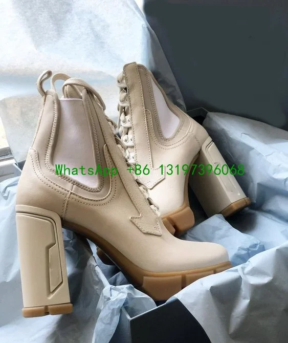 Classic Nude Winter Women's Ankle Boots Leather Platform Motorcycle Boots Lace-up Shoes Thick High Heel Ankle Boots Large Size
Classic Nude Winter Women's Ankle Boots Leather Platform Motorcycle Boots Lace-up Shoes Thick High Heel Ankle Boots Large Size