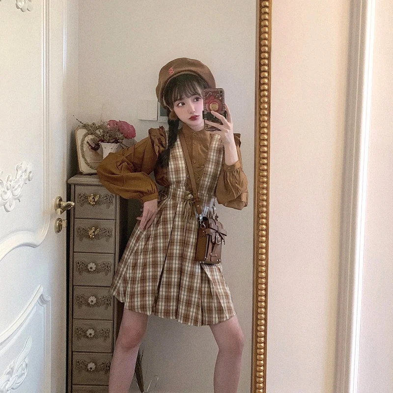 Princess sweet lolita skirts Bobon21 Temperament and vintage girl's skirts Plaid pleated tie bow back belt skirts women B1854
Princess sweet lolita skirts Bobon21 Temperament and vintage girl's skirts Plaid pleated tie bow back belt skirts women B1854