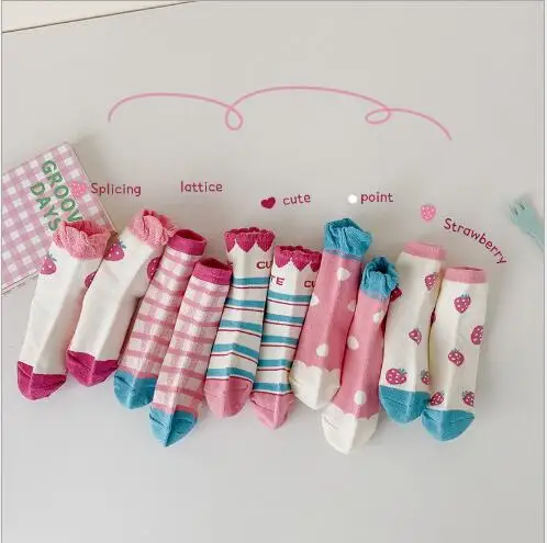 5Pairs/Lot 1-12Year 2021 spring and autumn plaid strawberry lace socks princess socks combed cotton girls socks
5Pairs/Lot 1-12Year 2021 spring and autumn plaid strawberry lace socks princess socks combed cotton girls socks