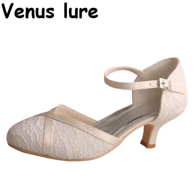 2 inch Wedding Heels for Bride Ivory Lace Closed Toe Ladies Mary Jane Shoes
2 inch Wedding Heels for Bride Ivory Lace Closed Toe Ladies Mary Jane Shoes