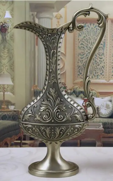 Nordic style creative art metal relief vase zinc alloy retro handle classic floral home office decoration decoration birthday
Nordic style creative art metal relief vase zinc alloy retro handle classic floral home office decoration decoration birthday