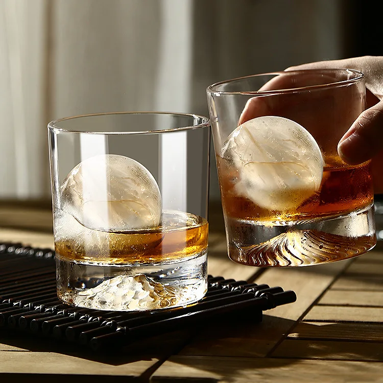 Creative glass wine glass iceberg glass snow mountain glass whisky glass juice glass drink glass
Creative glass wine glass iceberg glass snow mountain glass whisky glass juice glass drink glass