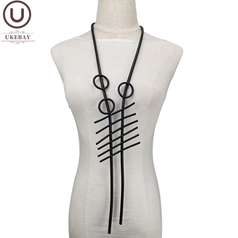 UKEBAY New Original Designer Pendant Necklaces 2021 Fashion Necklace Rubber Jewelry Women Sweater Chain Vintage Clothes Chains
UKEBAY New Original Designer Pendant Necklaces 2021 Fashion Necklace Rubber Jewelry Women Sweater Chain Vintage Clothes Chains