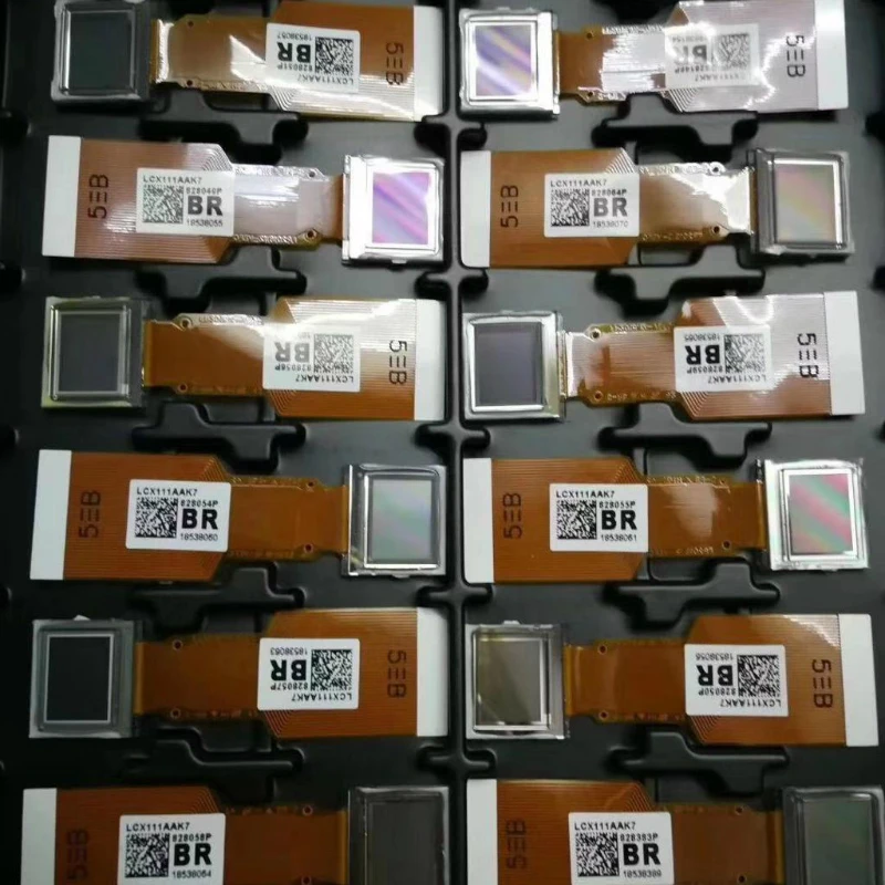 OEM Projector LCD Panel Board HTPS Matrix Panels LCX101 LCX172 LCX080 LCX124 LCX111 Fit for Projector Single Panel
OEM Projector LCD Panel Board HTPS Matrix Panels LCX101 LCX172 LCX080 LCX124 LCX111 Fit for Projector Single Panel