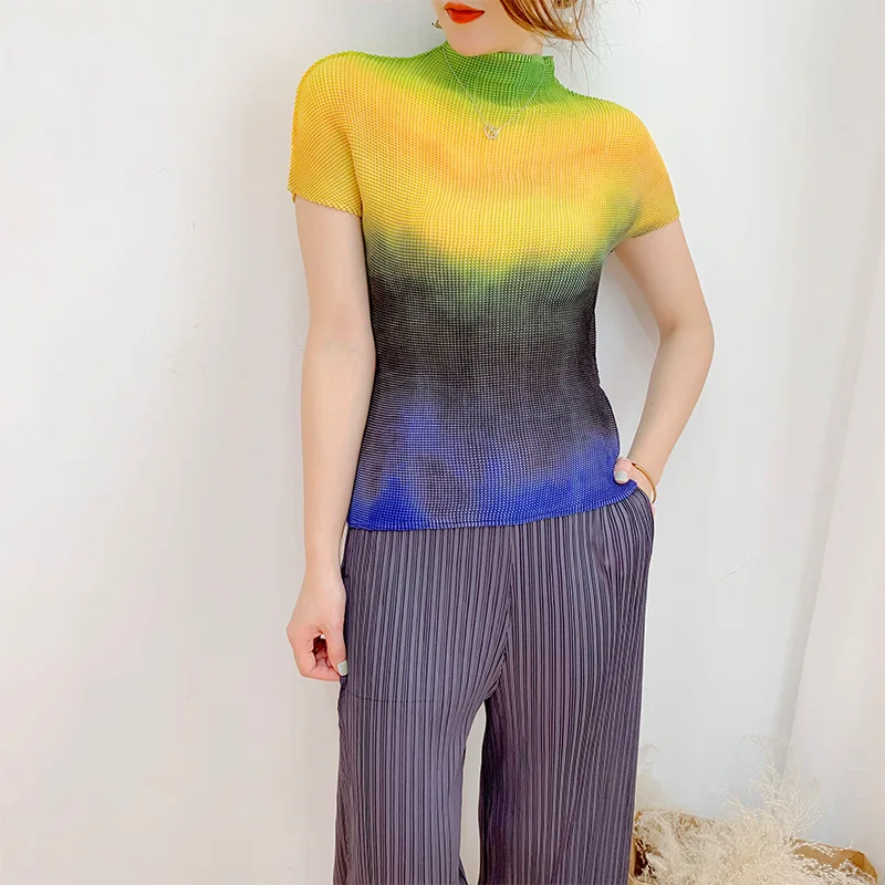 Pleated Print T-shirt 2021 Summer New Product Gradient Yellow Short Sleeve Half High Collar Top Women's Pleated T-shirt
Pleated Print T-shirt 2021 Summer New Product Gradient Yellow Short Sleeve Half High Collar Top Women's Pleated T-shirt