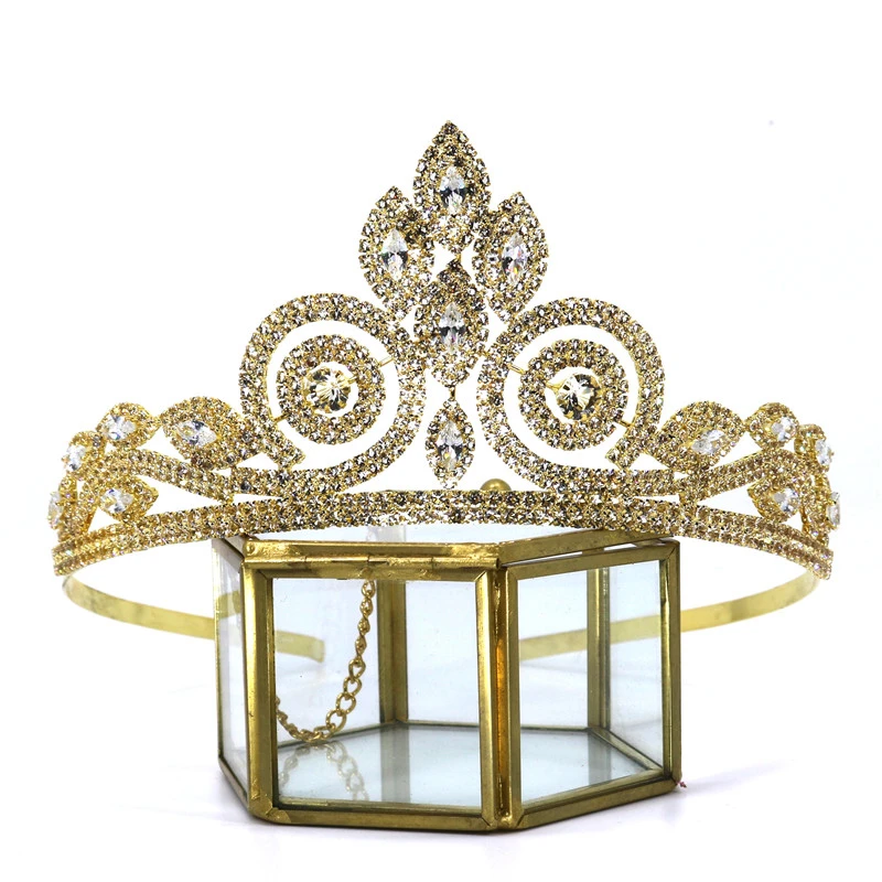Baroque Gold Crown Luxury Cubic Zirconia Dripping Headwear Bridal Crystal Crown Wedding Hair Accessories Beauty Graduation Crown
Baroque Gold Crown Luxury Cubic Zirconia Dripping Headwear Bridal Crystal Crown Wedding Hair Accessories Beauty Graduation Crown