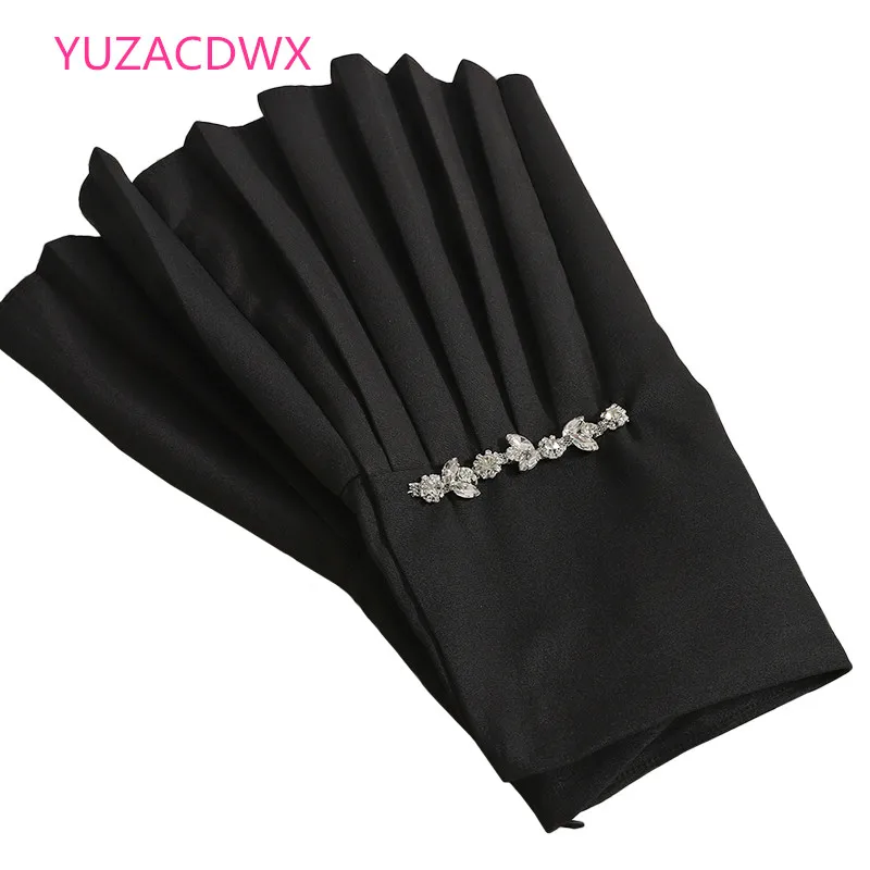 High Quality Pleated Mini Skirts Women Spring 2024 New High Waist Woman Skirt Solid Color All-match Short Faldas Mujer
High Quality Pleated Mini Skirts Women Spring 2024 New High Waist Woman Skirt Solid Color All-match Short Faldas Mujer