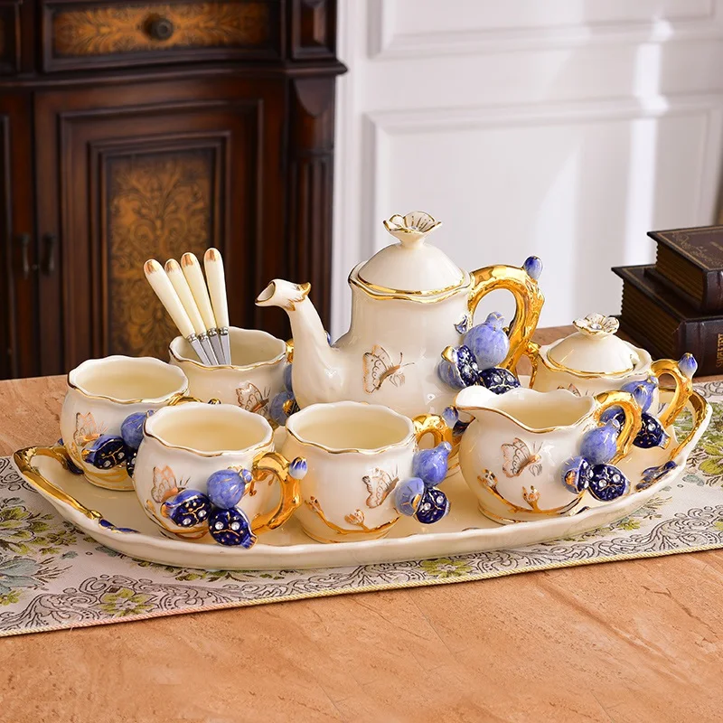 European tea set with tray small luxury teapot coffee cup coffee set with British afternoon tea household ceramics
European tea set with tray small luxury teapot coffee cup coffee set with British afternoon tea household ceramics