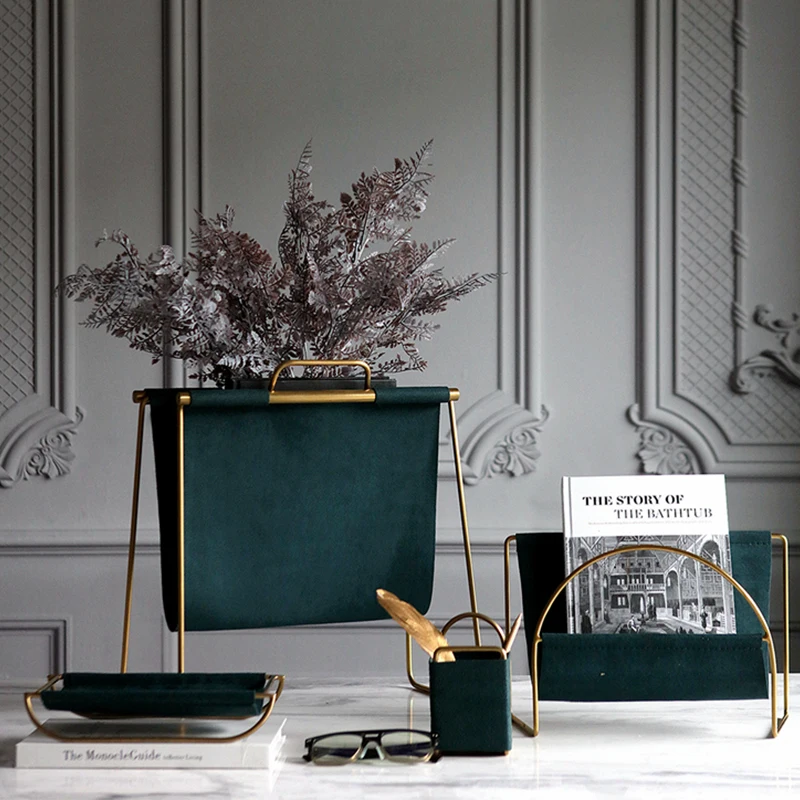 Metal Leather Newspaper Storage Shelf Bookshelf Nordic Simple Floor Desktop Small Bookshelves Office Magazine Newspaper Storage
Metal Leather Newspaper Storage Shelf Bookshelf Nordic Simple Floor Desktop Small Bookshelves Office Magazine Newspaper Storage