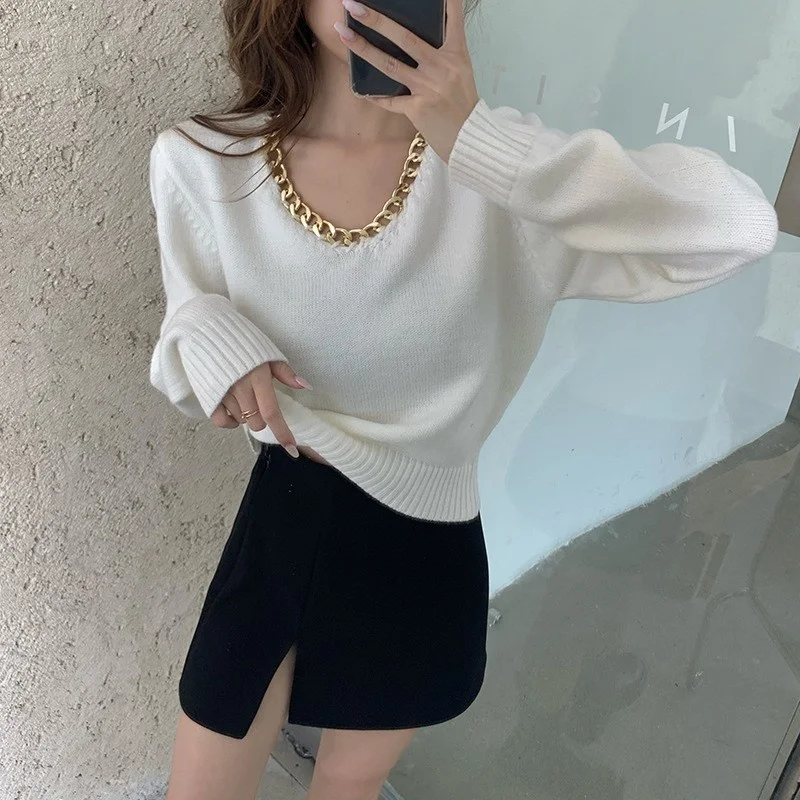 Autumn New Women Chain V Neck Pullover Sweater Ladies Knitted Long Sleeve Sweater Top Casual Streetwear Harajuku Loose Knitwear
Autumn New Women Chain V Neck Pullover Sweater Ladies Knitted Long Sleeve Sweater Top Casual Streetwear Harajuku Loose Knitwear