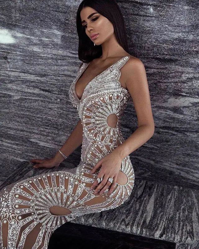High Quality Celebrity Sparkly Sequined Sleeveless Long Dress Elegant Evening Party Dress Vestidos
High Quality Celebrity Sparkly Sequined Sleeveless Long Dress Elegant Evening Party Dress Vestidos