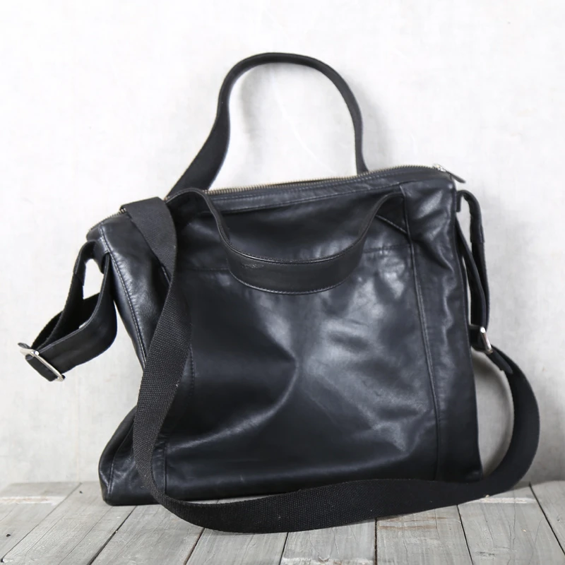 Messenger Bag Men Genuine Leather Luxury Business Crossbody Bag Handmade Shoulder Pack Laptop Handbag Casual Cowhide Satchel
Messenger Bag Men Genuine Leather Luxury Business Crossbody Bag Handmade Shoulder Pack Laptop Handbag Casual Cowhide Satchel