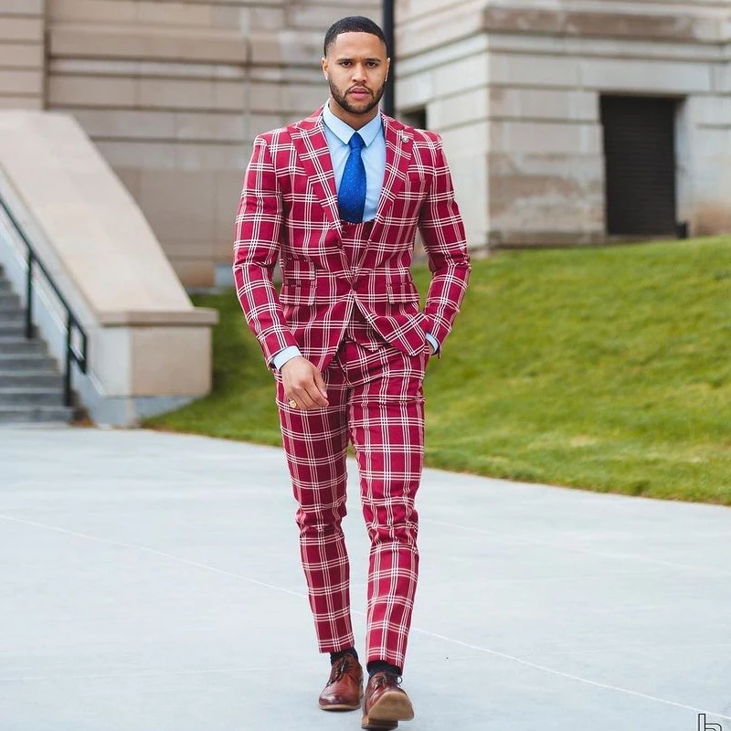 Fashion One Button Plaid Groom Tuxedos Peak Lapel Wedding/Prom/Dinner Groomsmen Men Suits Blazer (Jacket+Pants+Vest)
Fashion One Button Plaid Groom Tuxedos Peak Lapel Wedding/Prom/Dinner Groomsmen Men Suits Blazer (Jacket+Pants+Vest)