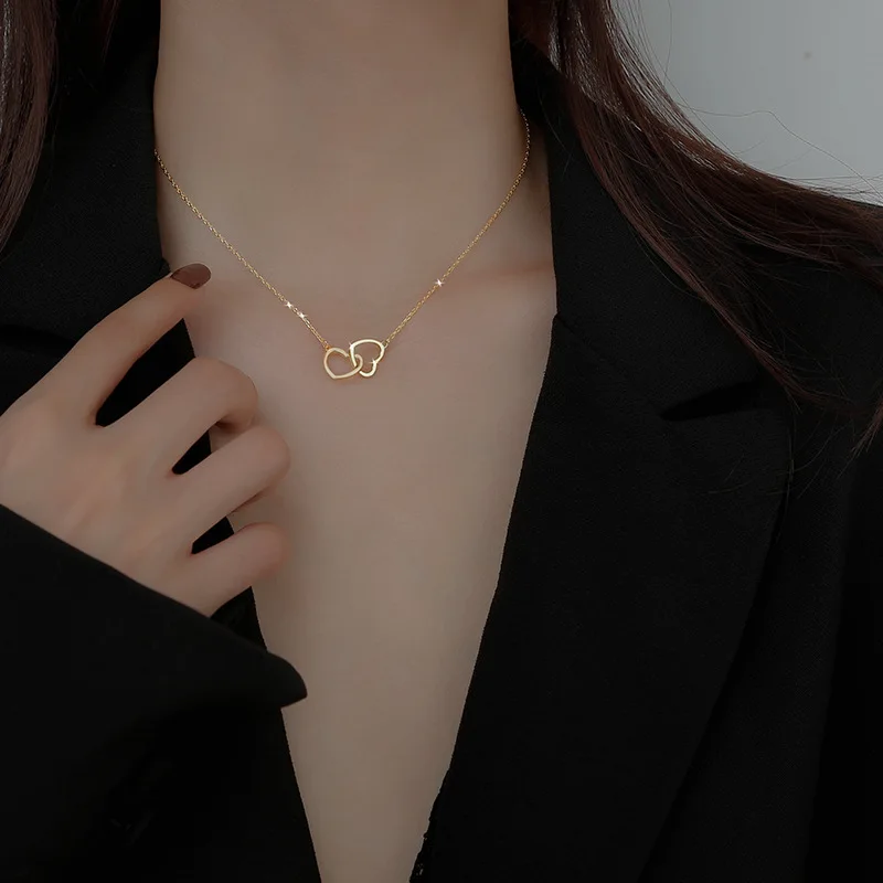 MOVESKI 925 Sterling Silver New Heart Iinterlocking Necklace Women Sterling Silver Clavicle Chain Korean Fashion Trend
MOVESKI 925 Sterling Silver New Heart Iinterlocking Necklace Women Sterling Silver Clavicle Chain Korean Fashion Trend
