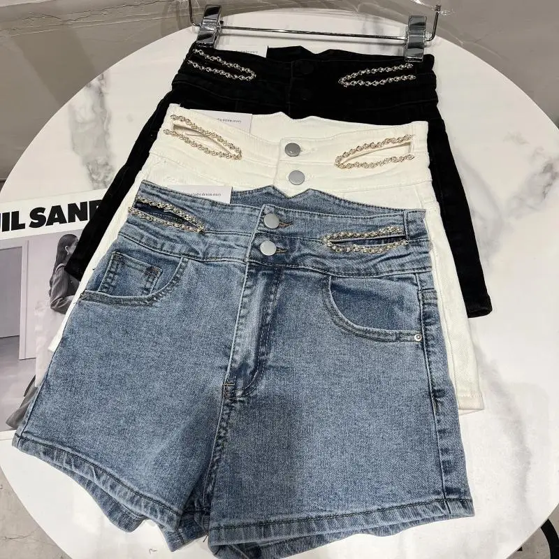 2023 spring summer fashion Metal chain denim shorts women high wa ist woven hollow waist wide leg shorts
2023 spring summer fashion Metal chain denim shorts women high wa ist woven hollow waist wide leg shorts