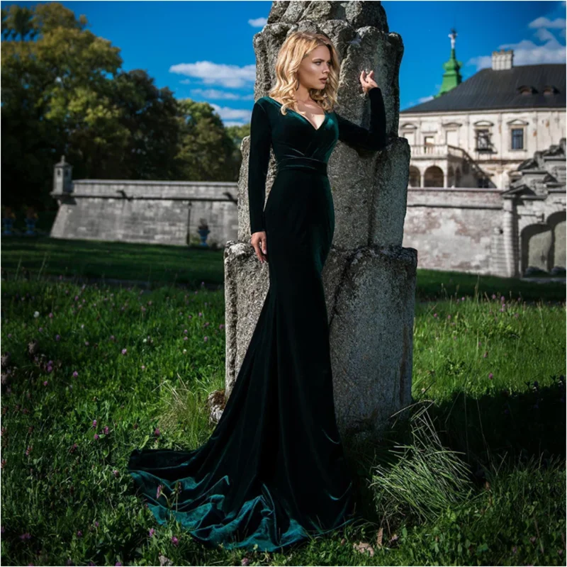 Elegant Mermaid Evening Dresses V-Neck Long Sleeves Velvet Gown Sexy Side Split Prom Dress robe de soirée femme платье вечернее1
Elegant Mermaid Evening Dresses V-Neck Long Sleeves Velvet Gown Sexy Side Split Prom Dress robe de soirée femme платье вечернее1
