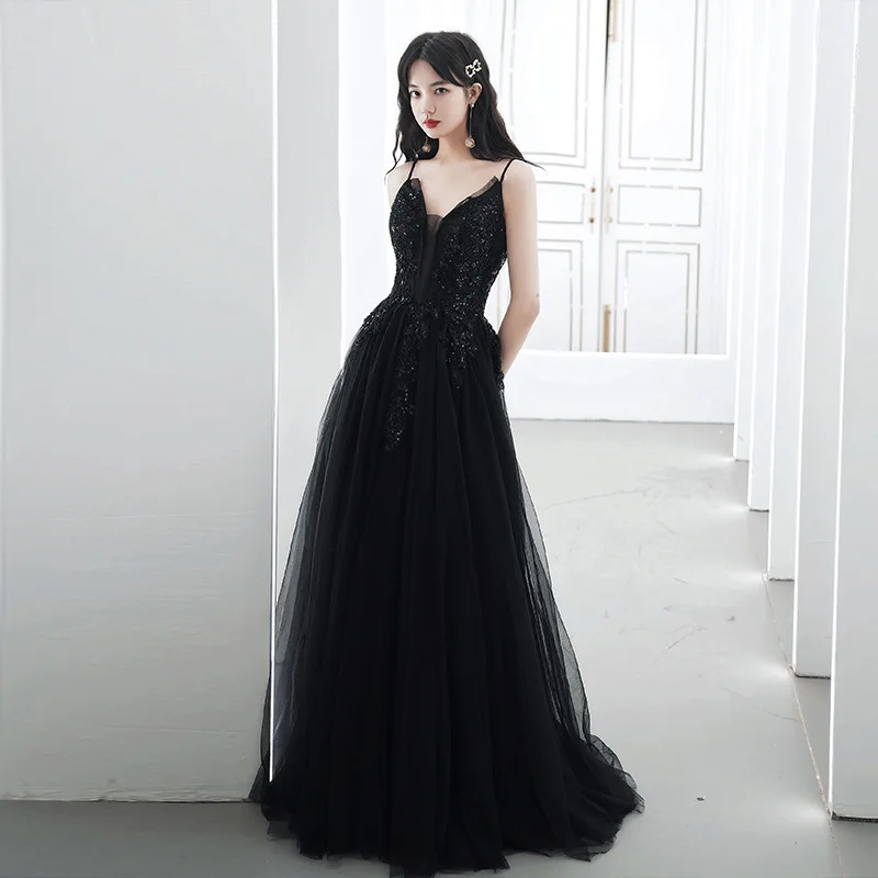 Exquisite Sequin Lace Up Ball Gown Sexy Black V-Neck Spaghetti Strap Backless Prom Party Dresses
Exquisite Sequin Lace Up Ball Gown Sexy Black V-Neck Spaghetti Strap Backless Prom Party Dresses