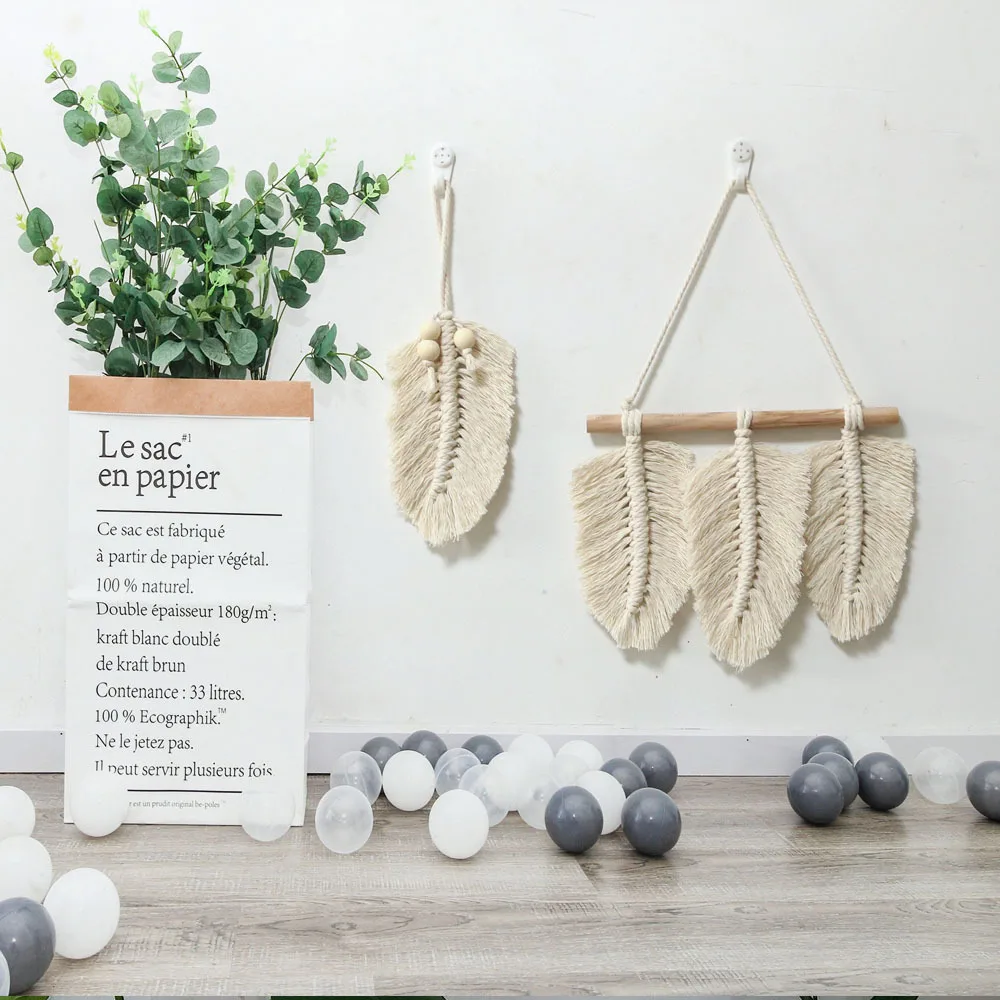 Handmade Wall hanging Macrame Feather Cotton Thread Tapastry Home decoration for Nursy room Kids Room Livingroom
Handmade Wall hanging Macrame Feather Cotton Thread Tapastry Home decoration for Nursy room Kids Room Livingroom