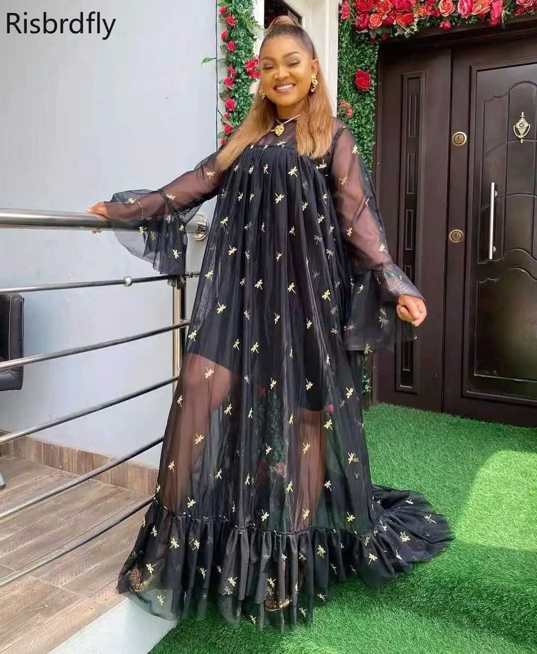 2021 African Embroidery Maxi Dresses Women Long Sleeve Dress Underdress 2 Pieces Set African Clothes Women African Clothes
2021 African Embroidery Maxi Dresses Women Long Sleeve Dress Underdress 2 Pieces Set African Clothes Women African Clothes